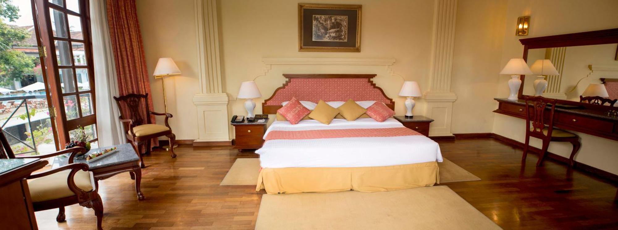 Mahaweli Reach Hotel Kandy Bagian luar foto